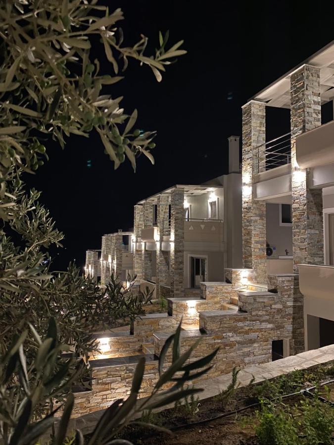 Vardians Villas & Suites Karystos  Buitenkant foto